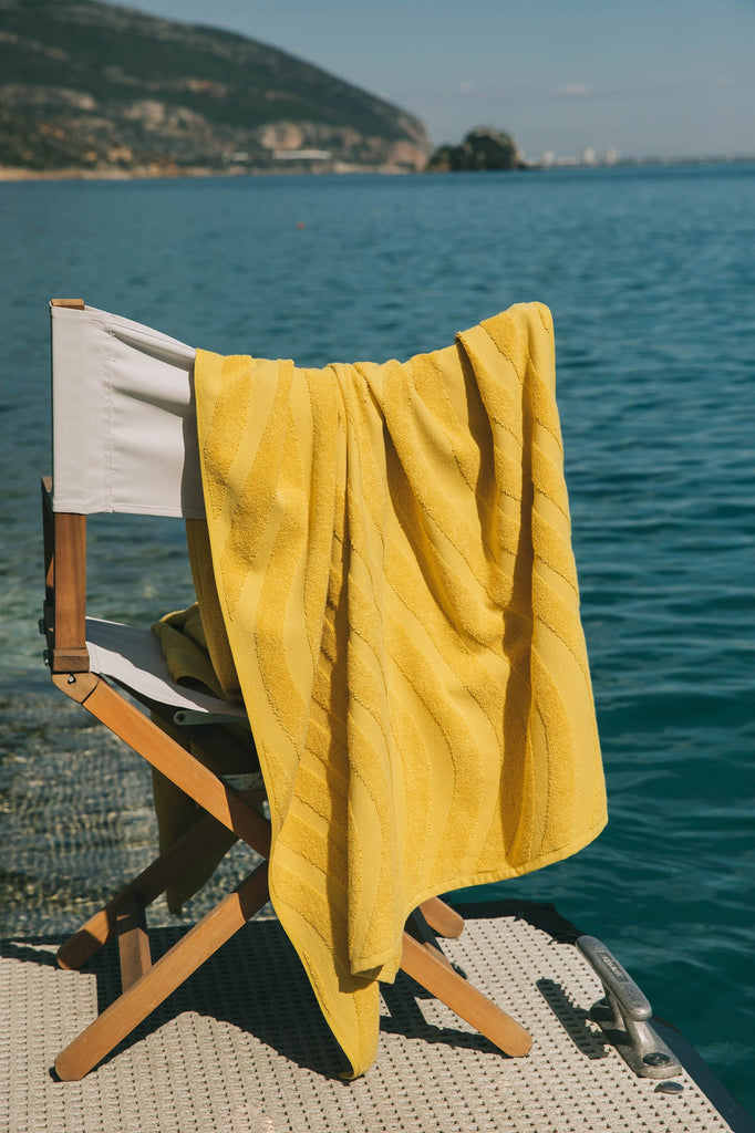 Mar ondulado beach towel - Torres Novas